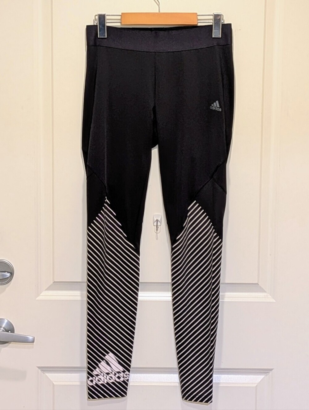 GUC Adidas M Climacool Black and White Striped Logo Leggings